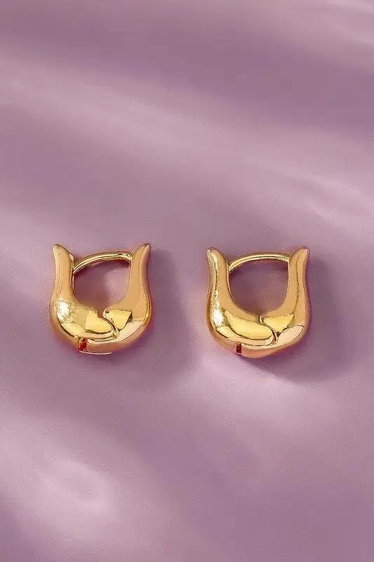 Set de 3 Aretes Huggies Dorados | Argolla Redonda, Ovalada y Tulipán | Acero Inoxidable Chapado en Oro by LA3accessories