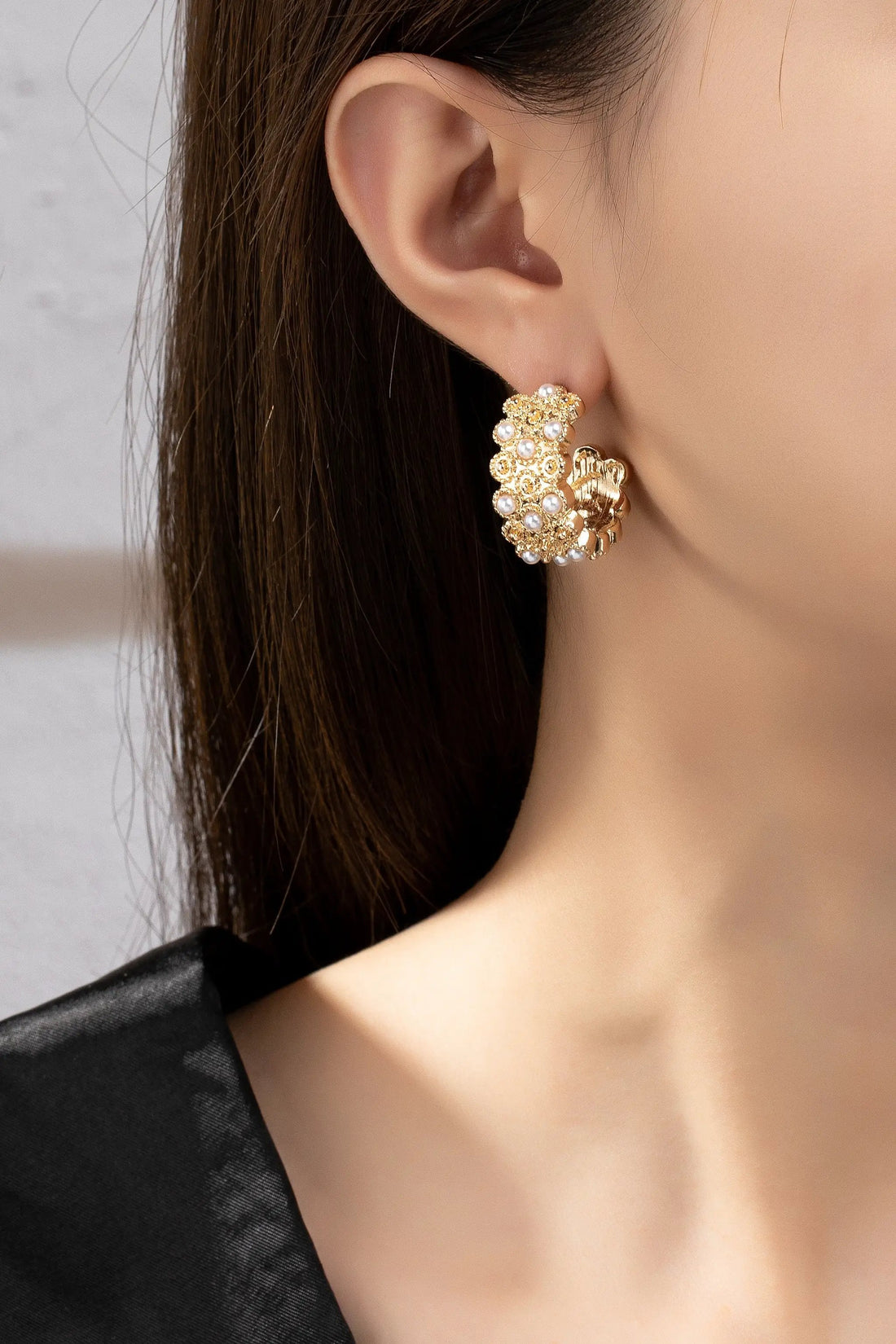 aro ancho con mini perlas by Yanet Collection