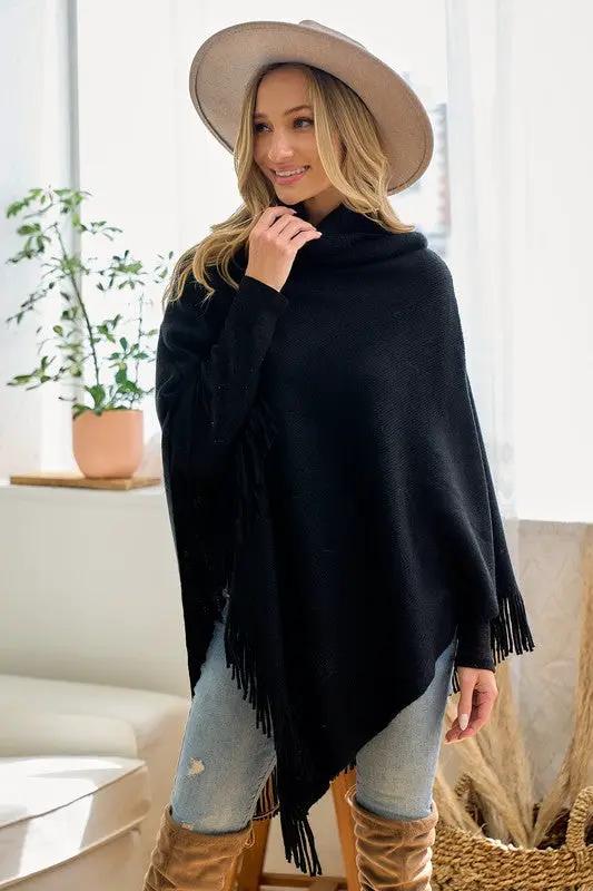 Poncho Tejido Sueter de Mujer con Cuello Mago y Flecos - Negro Elegante by On Blue