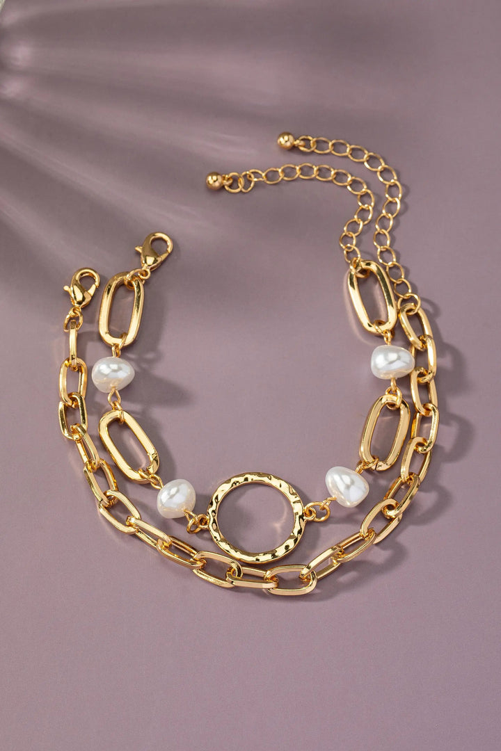 Set de 2 Pulseras Doradas Cadena y Perla – Ajustables by Yanet Collection