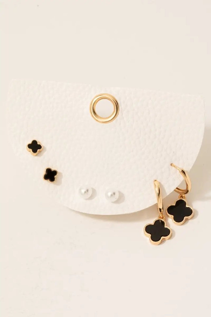 Set de 3 Aretes con Perlas y Tréboles by Fame Accessories