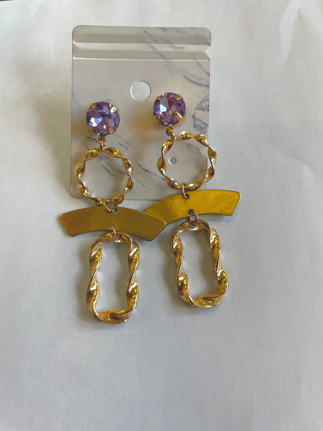 Aretes diamante morado by Yanet Collective