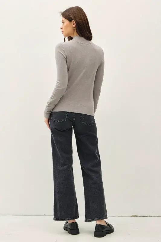 Suéter Básico de Cuello Alto para Mujer - Moda y estilo by Be Cool