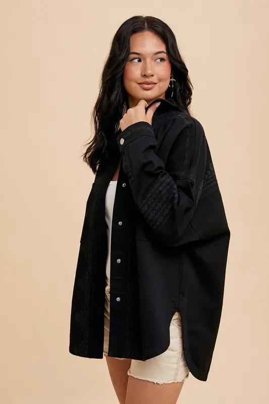 Chamarra Negra Utility Bordada Mujer Moda Casual by IN LOOM