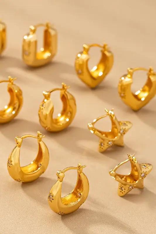 Arracadas de Aro de Latón "Estrellas Grabadas" - Bisutería Resistente al Agua y al Deslustre para Mujer by LA3accessories