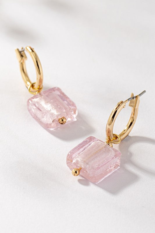 Arracadas Huggies de Cristal Murano Cuadrado Multicolor | Joyería Artesanal con Baño de Oro