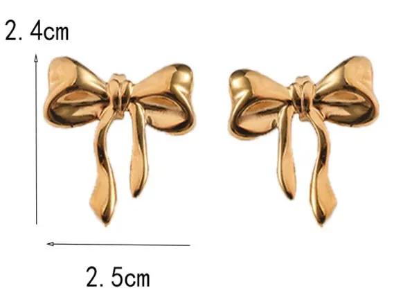 Aretes de Dama "Moño" Acero Inoxidable 18k Dorado, Resistentes al Desgaste by JOSSLYN by Wall to Wall
