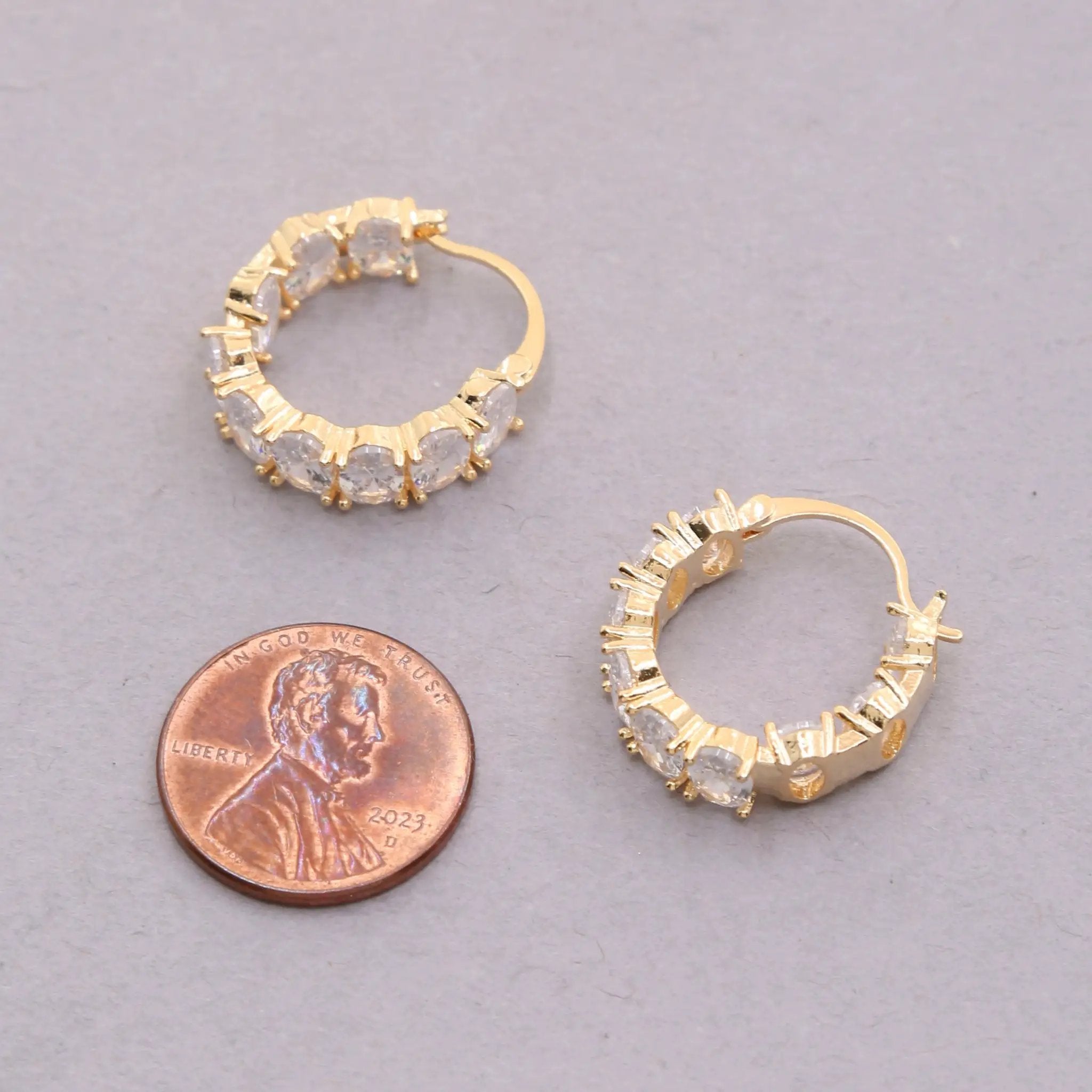 Arracadas de Oro de 18k Sodajo Cz - Elegantes y Brillantes by Sodajo