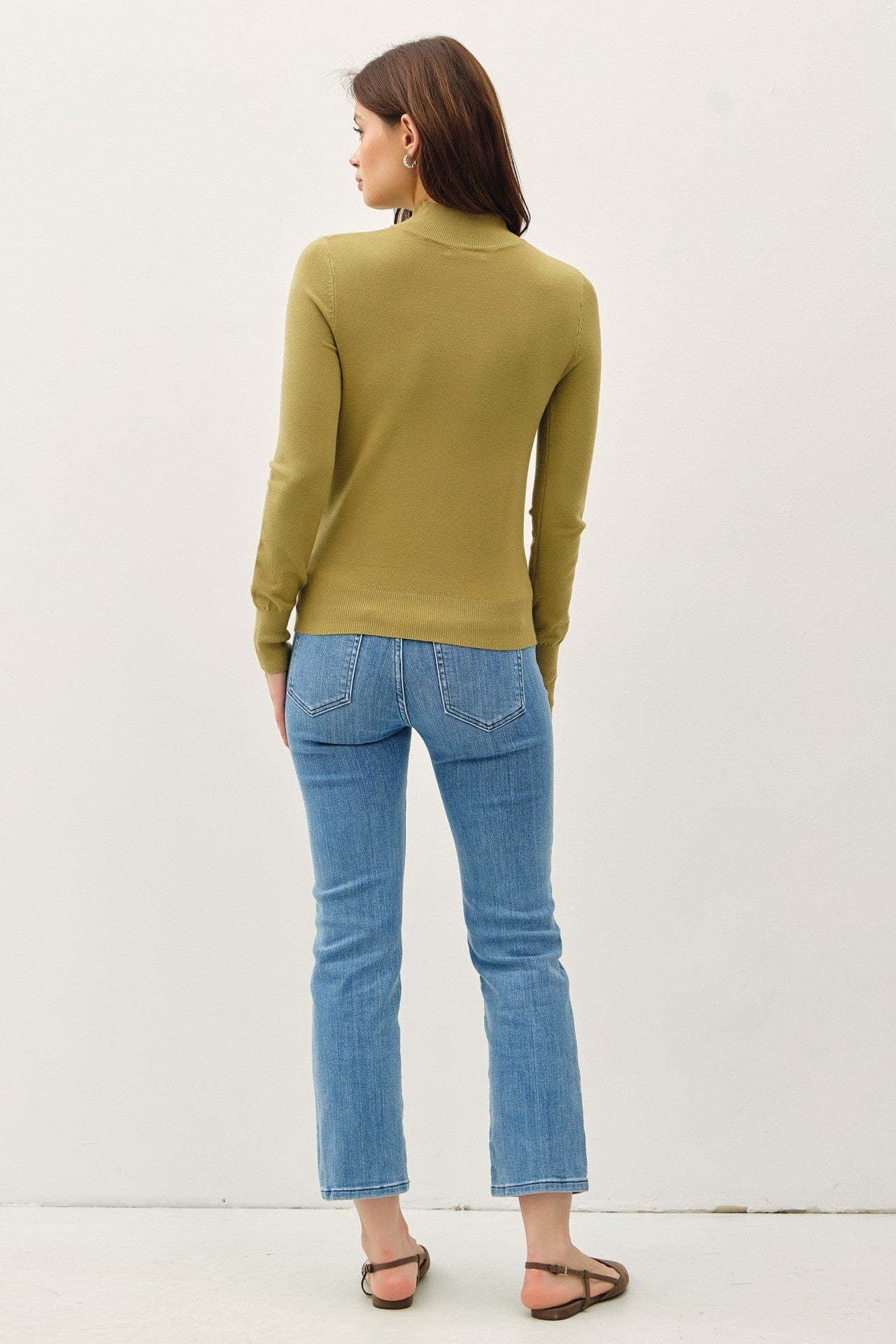 Basic Mockneck Sweater