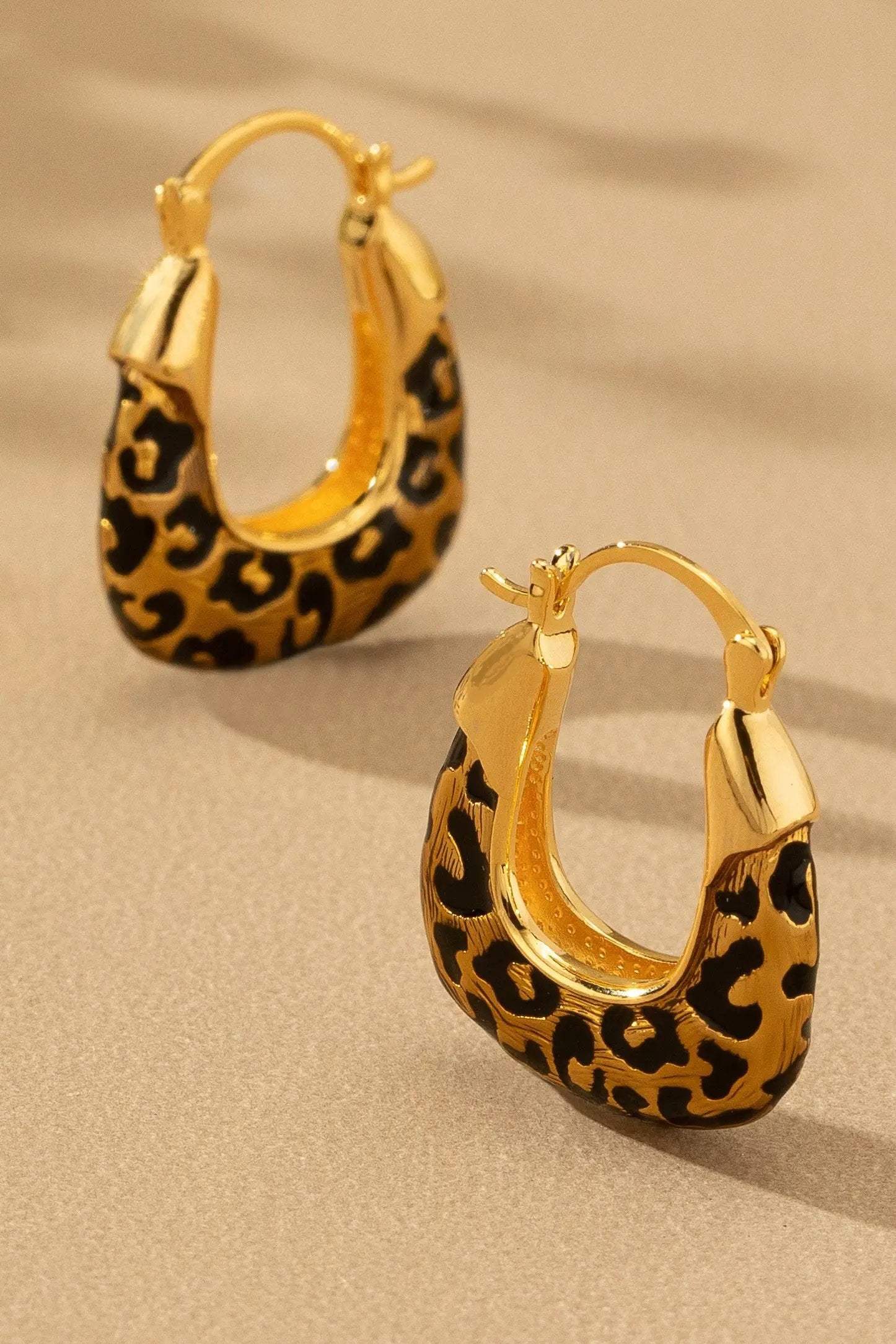 Aretes Leopardo acero inoxidable cuadrado by LA3accessories