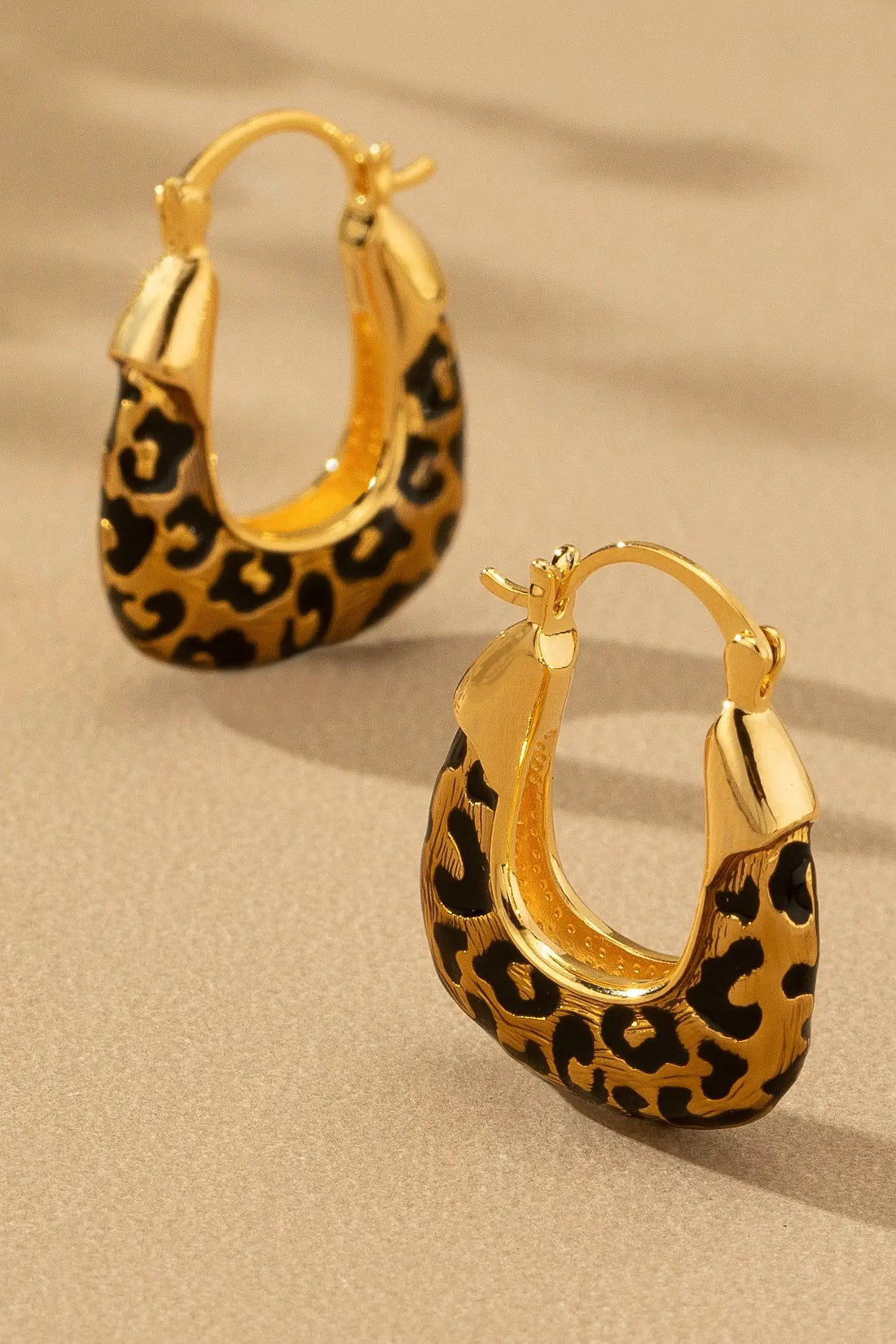 Aretes Leopardo acero inoxidable cuadrado by LA3accessories