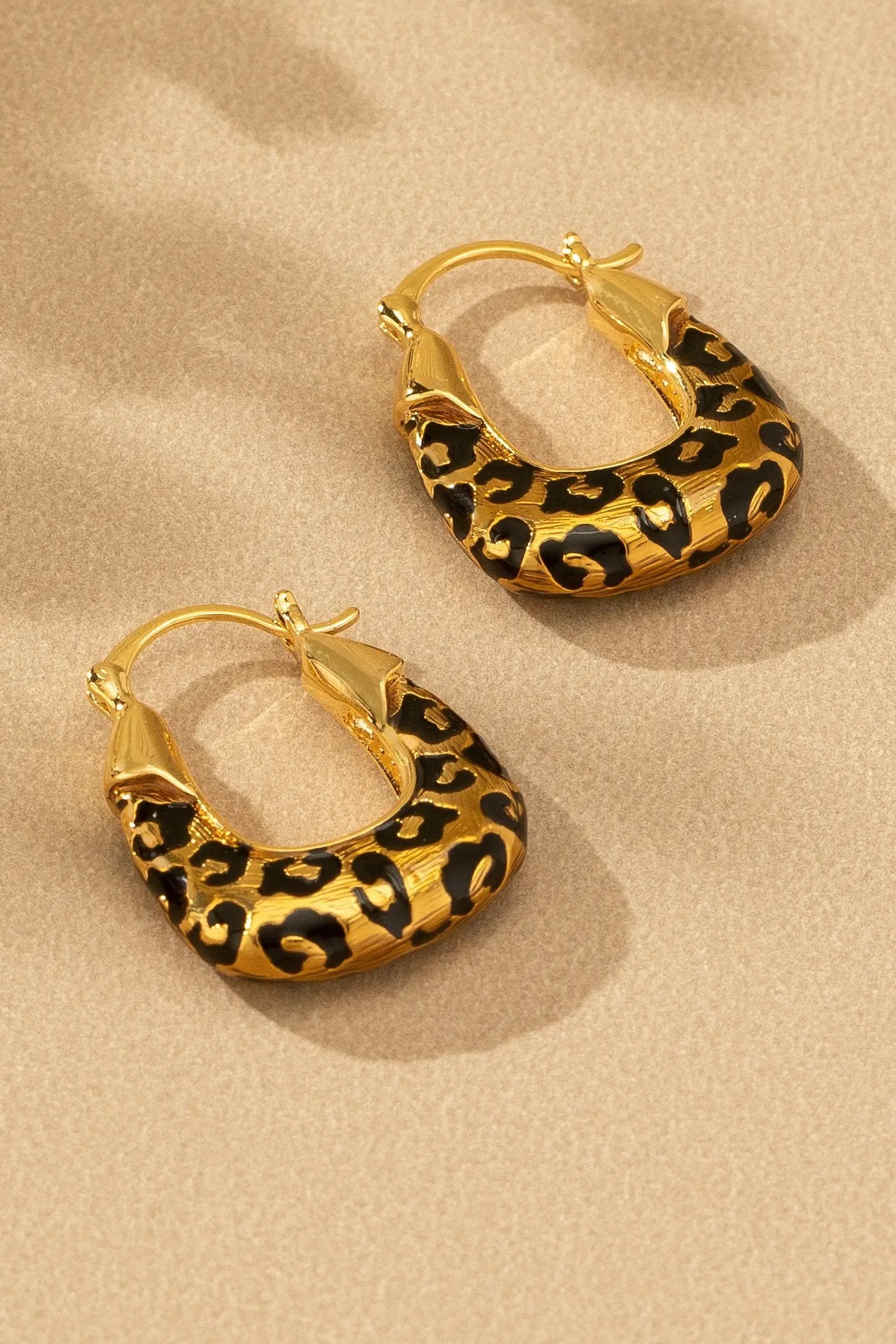 Aretes Leopardo acero inoxidable cuadrado by LA3accessories