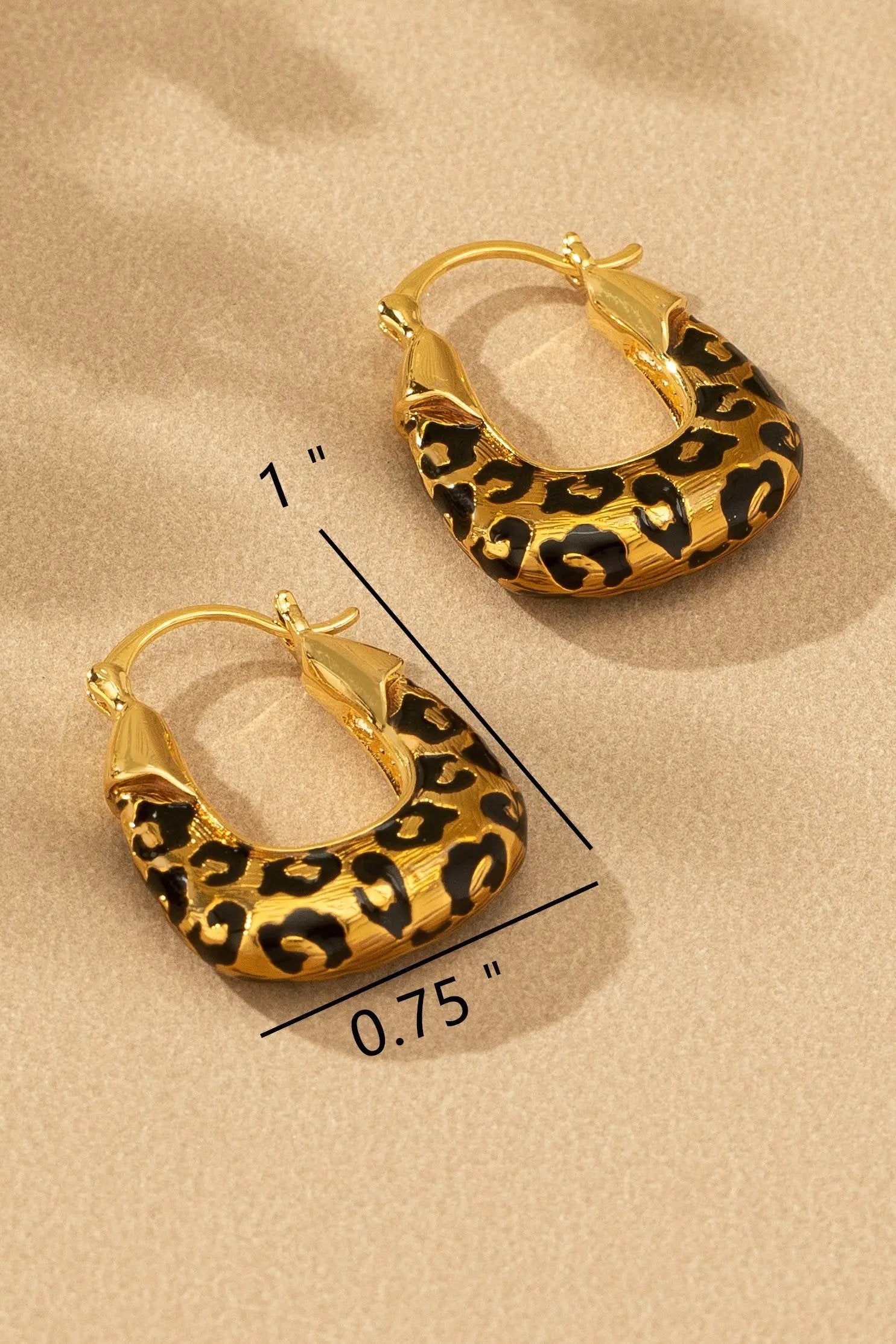 Aretes Leopardo acero inoxidable cuadrado by LA3accessories