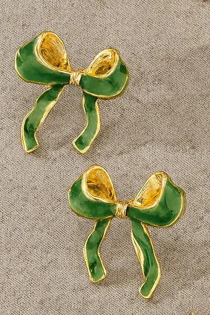 Aretes de Botón Lazo con Esmalte Blanco y Borde Dorado | Diseño Femenino y Delicado | Joyería Elegante by LA3accessories