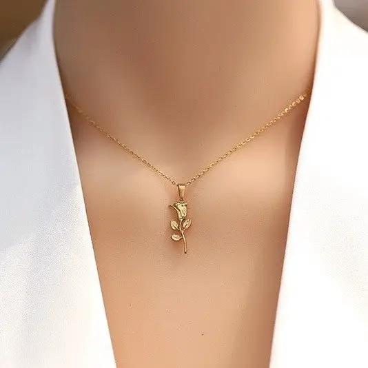 Collar Dama Acero Inoxidable 18k Oro Rosa Flor Amor Lujo by JOSSLYN by Wall to Wall
