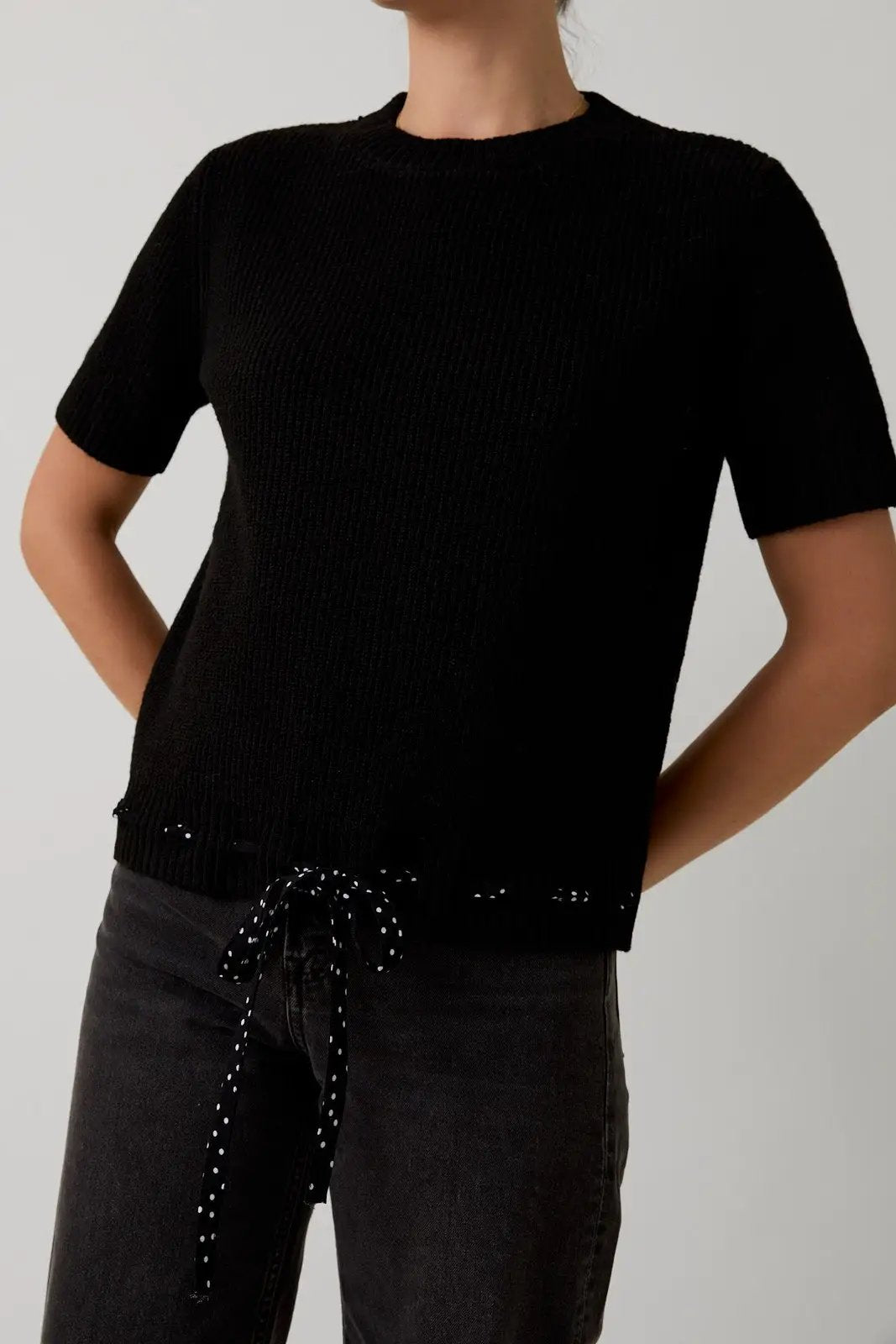 Blusa Elegante Blanca para Dama , Corte Holgado, Estilo Casual by Yanet Collective