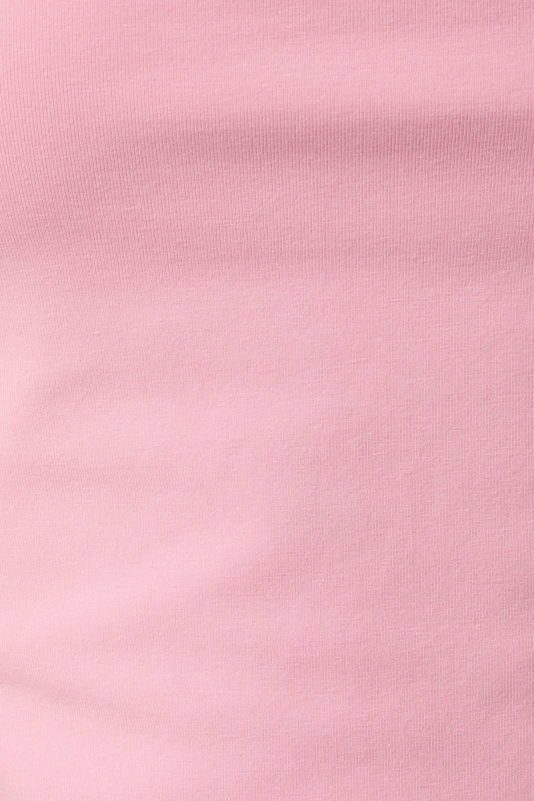 Top Corto Strapless Rosa con Doble Forro y Dobladillo Asimétrico