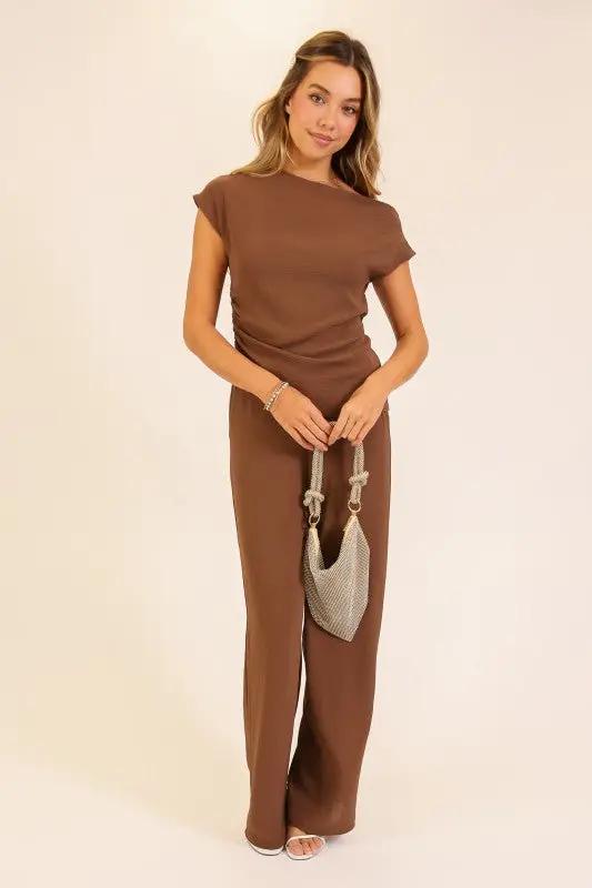 Blusa de Dama Elegante con Hombros Descubiertos y Fruncido Lateral by TIMING