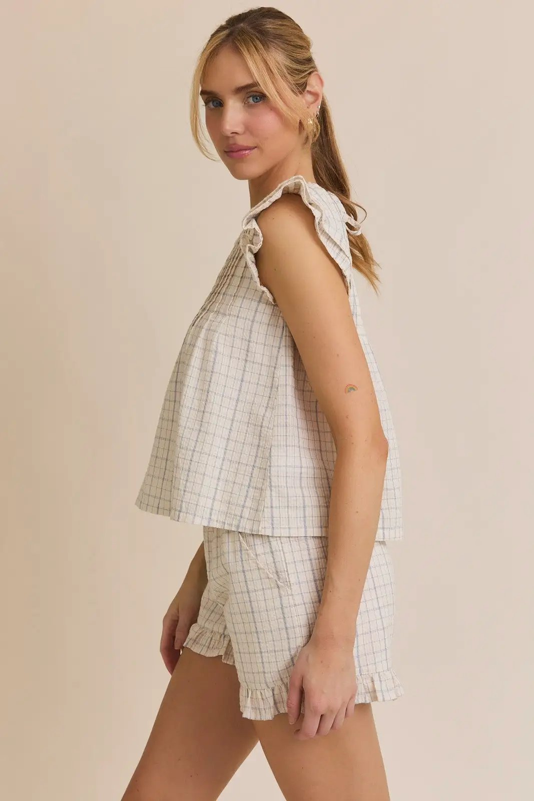 Gilli Ruffle Hem Cotton Shorts – Woven Check Pull-On Shorts - Short Sets
