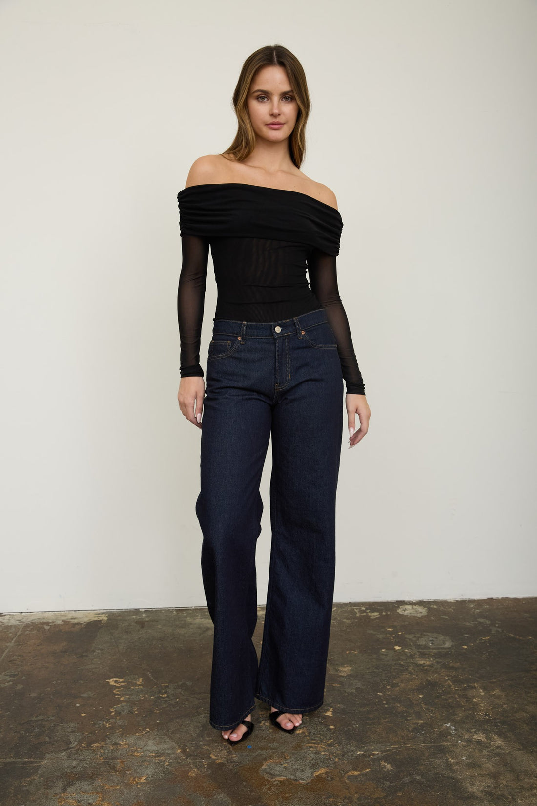Body de Malla Transparente con Hombros Descubiertos - Estilo Boutique