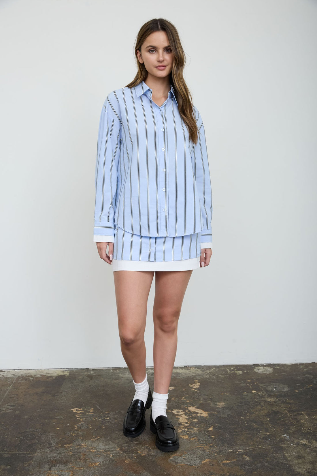 Minifalda de Rayas Verticales con Botones - Estilo Boutique