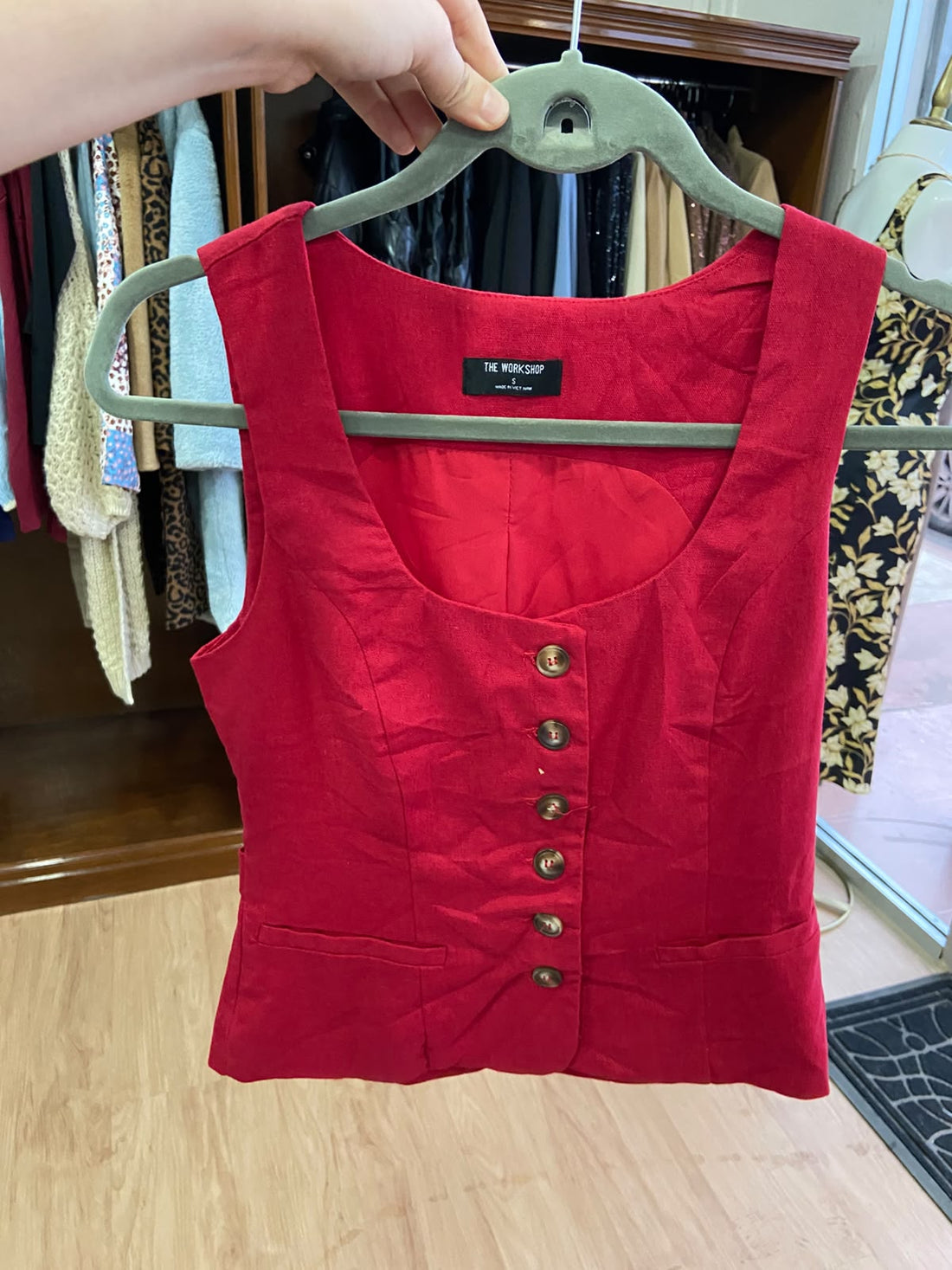 Blusa Roja Sin Mangas con Escote Cuadrado - Estilo Boutique