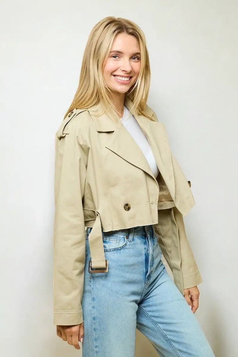 Chaqueta Trench Corta Khaki Beige by Yanet Collection