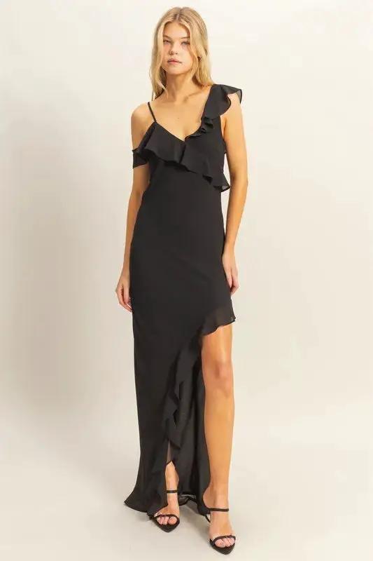 Vestido Midi Asimétrico Negro con Volantes y Tirantes Finos Hf25a112 by Yanet Collective