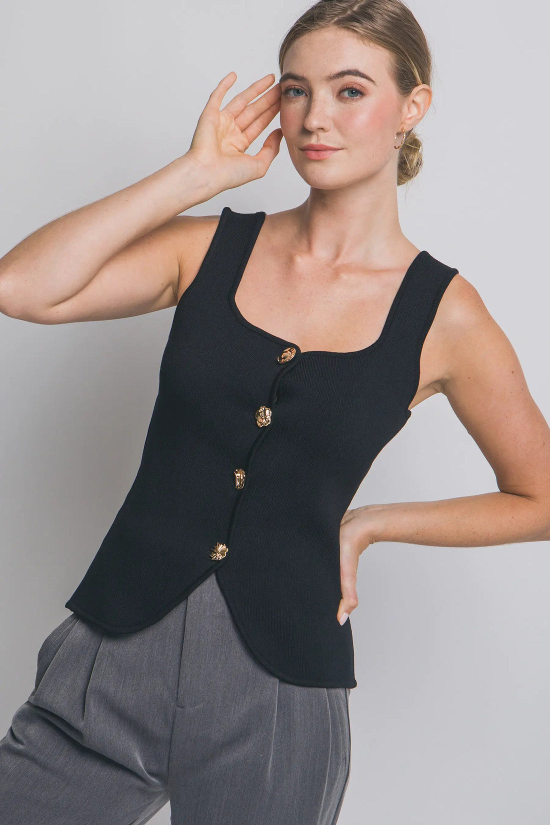 Blusa Chaleco Tejido Abotonado Cuello Cuadrado by LOVE TREE