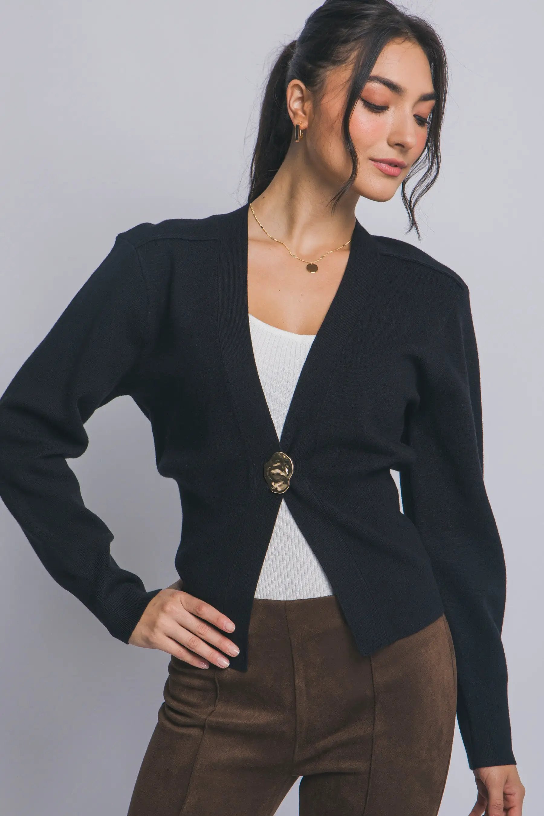 Suéter Cardigan de Dama con Cuello V y Botones dorados by LOVE TREE
