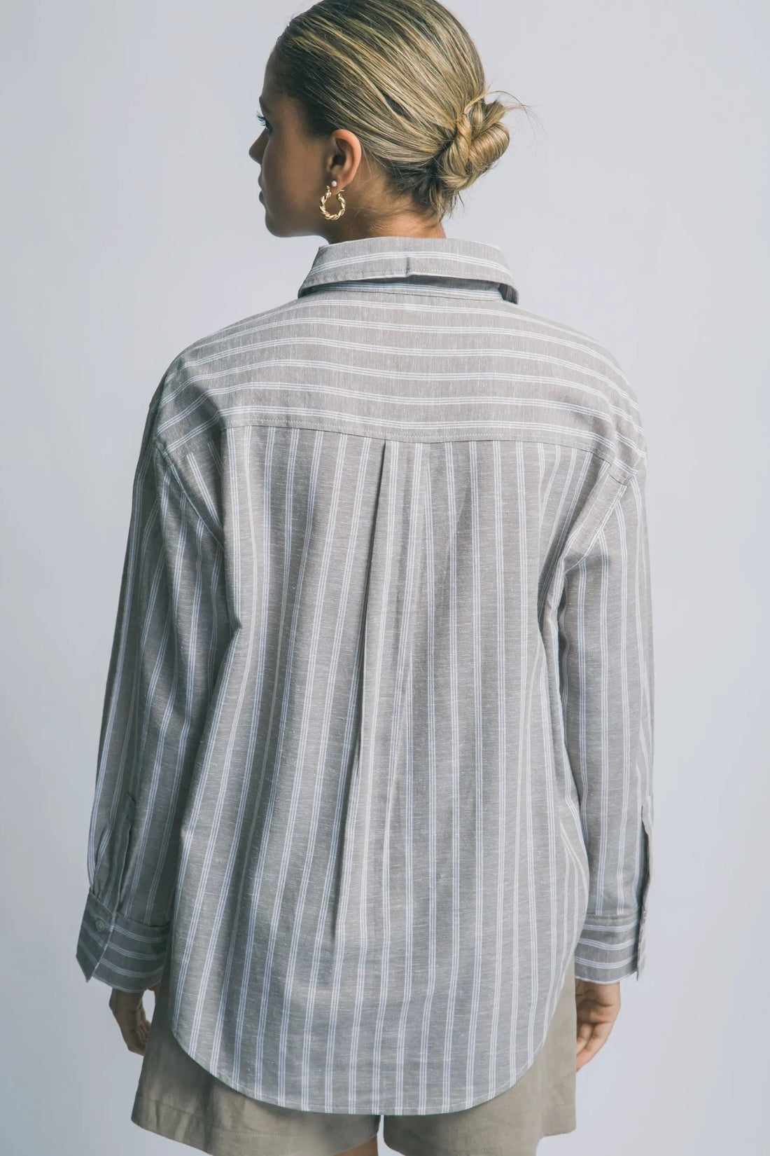 Camisa Oversized de Rayas con Botones Azul Manga Larga by LOVE TREE