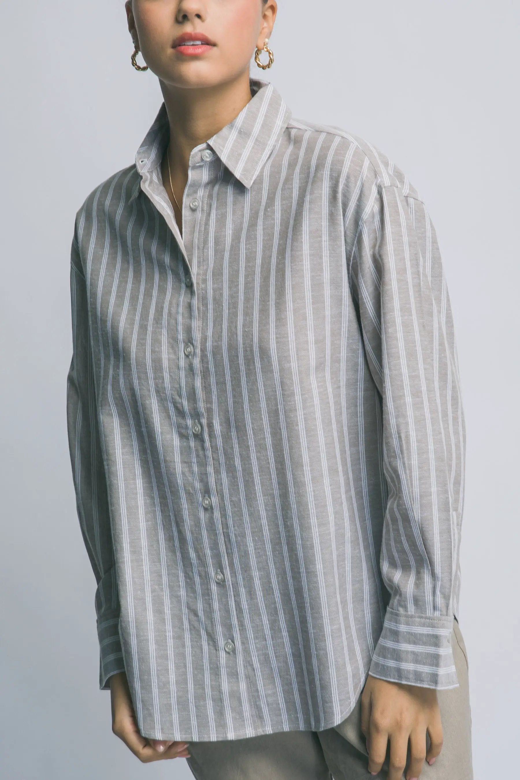 Camisa Oversized de Rayas con Botones Azul Manga Larga by LOVE TREE