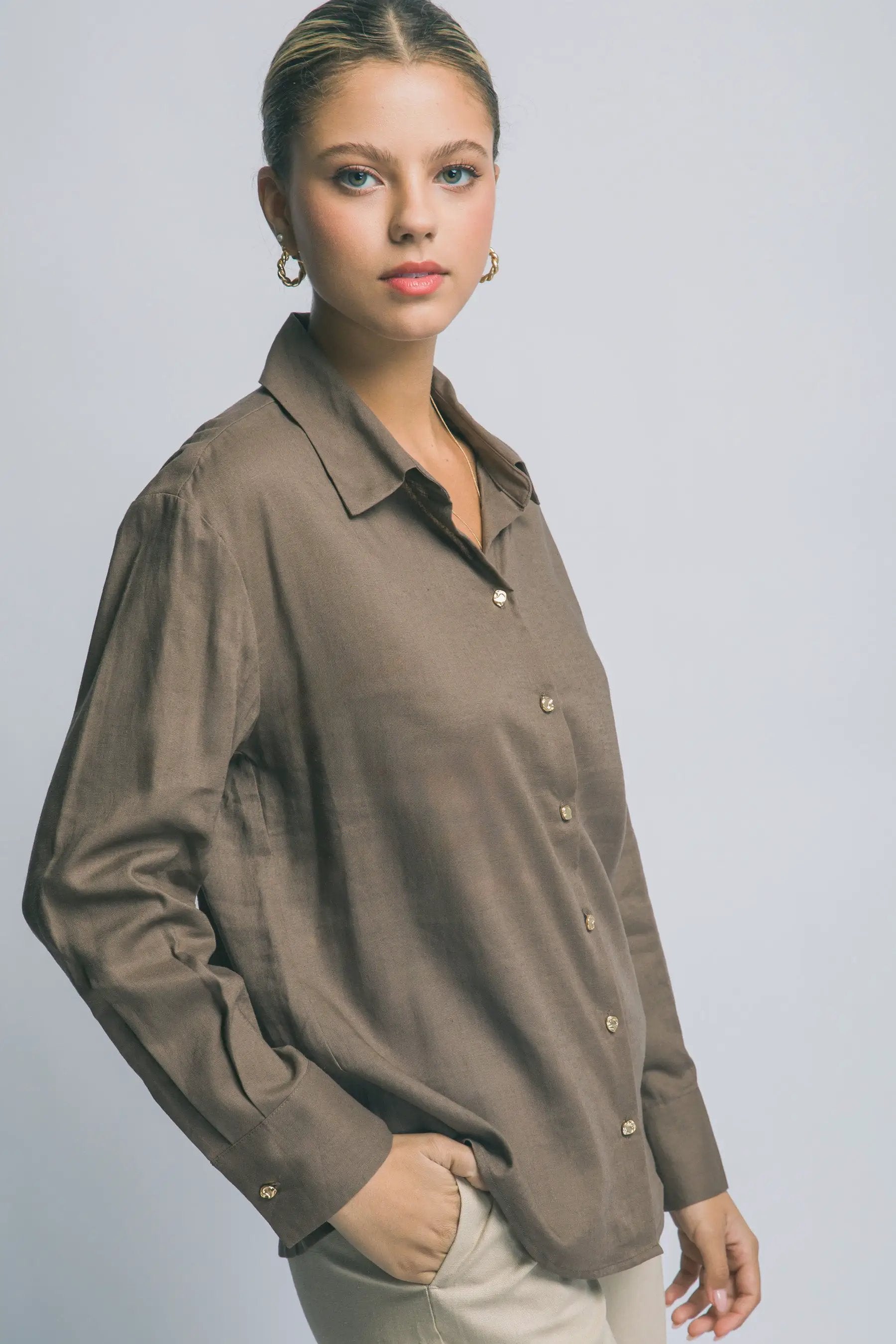 Camisa de Lino para Mujer de Manga Larga con Cuello y Botones Manga Larga by LOVE TREE