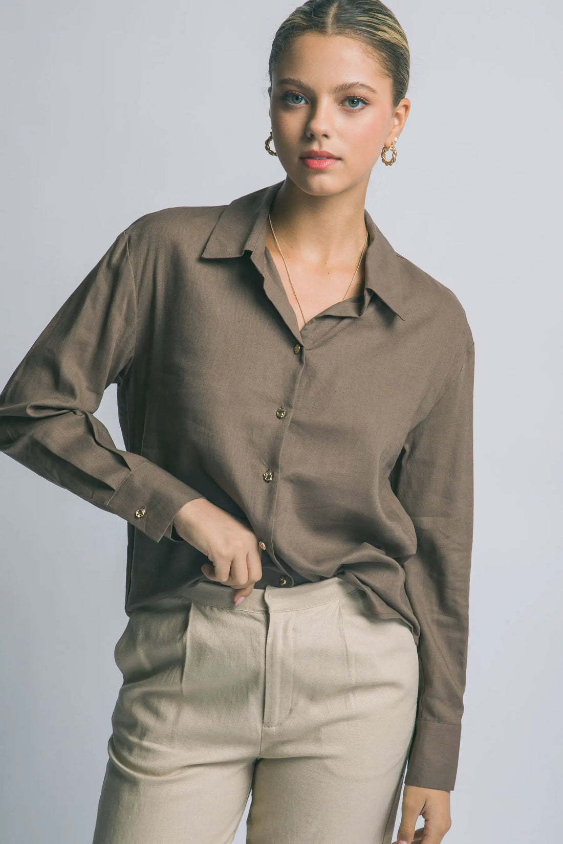 Camisa de Lino para Mujer de Manga Larga con Cuello y Botones Manga Larga by LOVE TREE