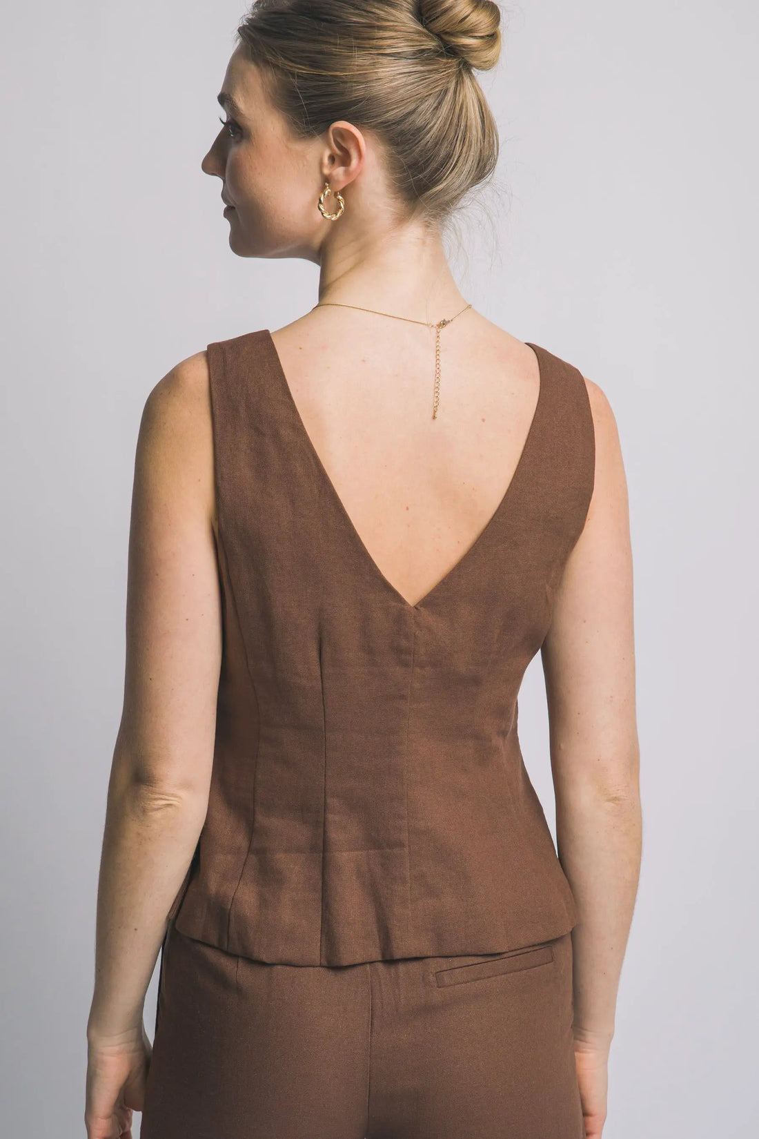 Wholesale V- Neckline Linen Vest 5217VL - LOVE TREE by LOVE TREE