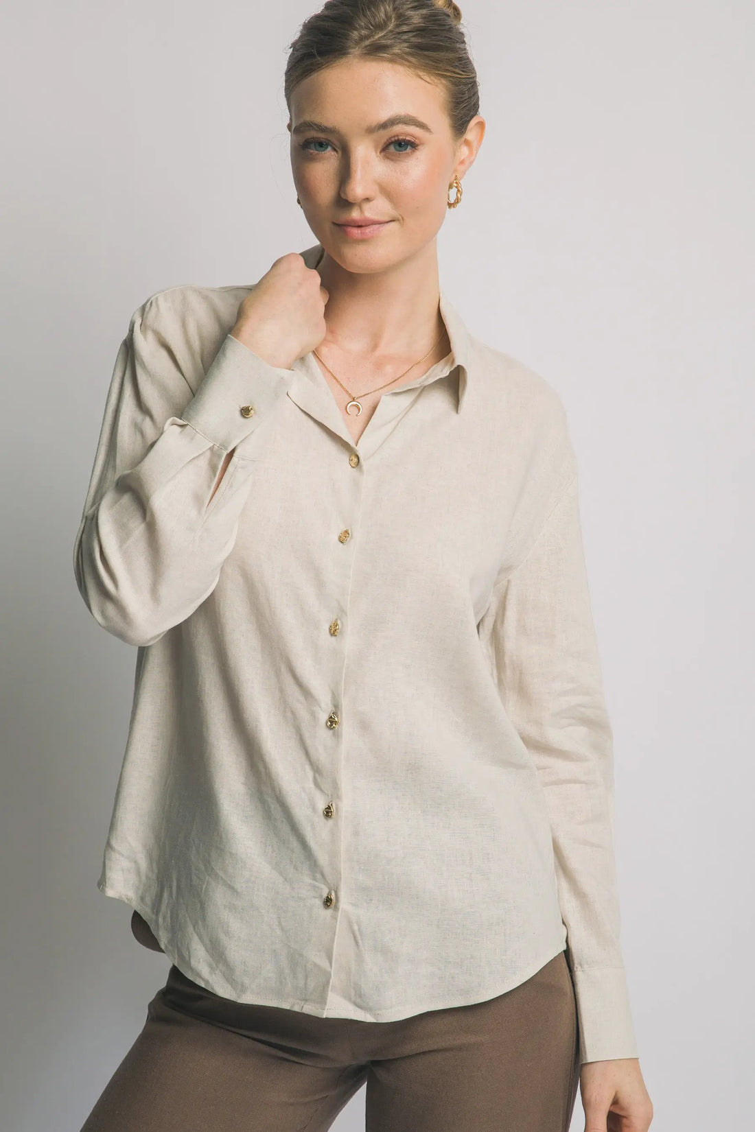 Camisa de Lino para Mujer de Manga Larga con Cuello y Botones Manga Larga by LOVE TREE