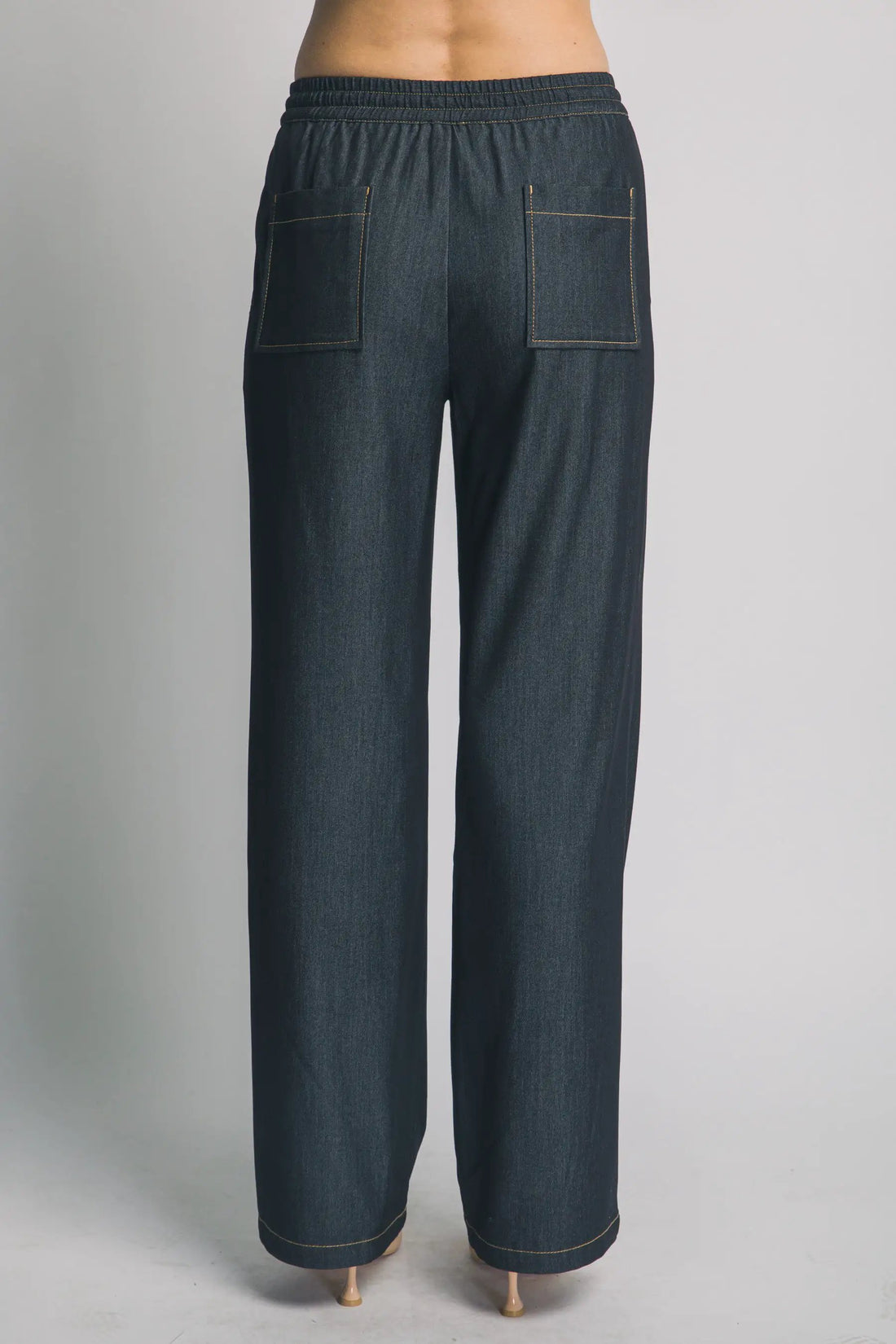Pantalón de Mezclilla Corte Ancho para Mujer - Azul Desgastado - Estilo Moderno by LOVE TREE