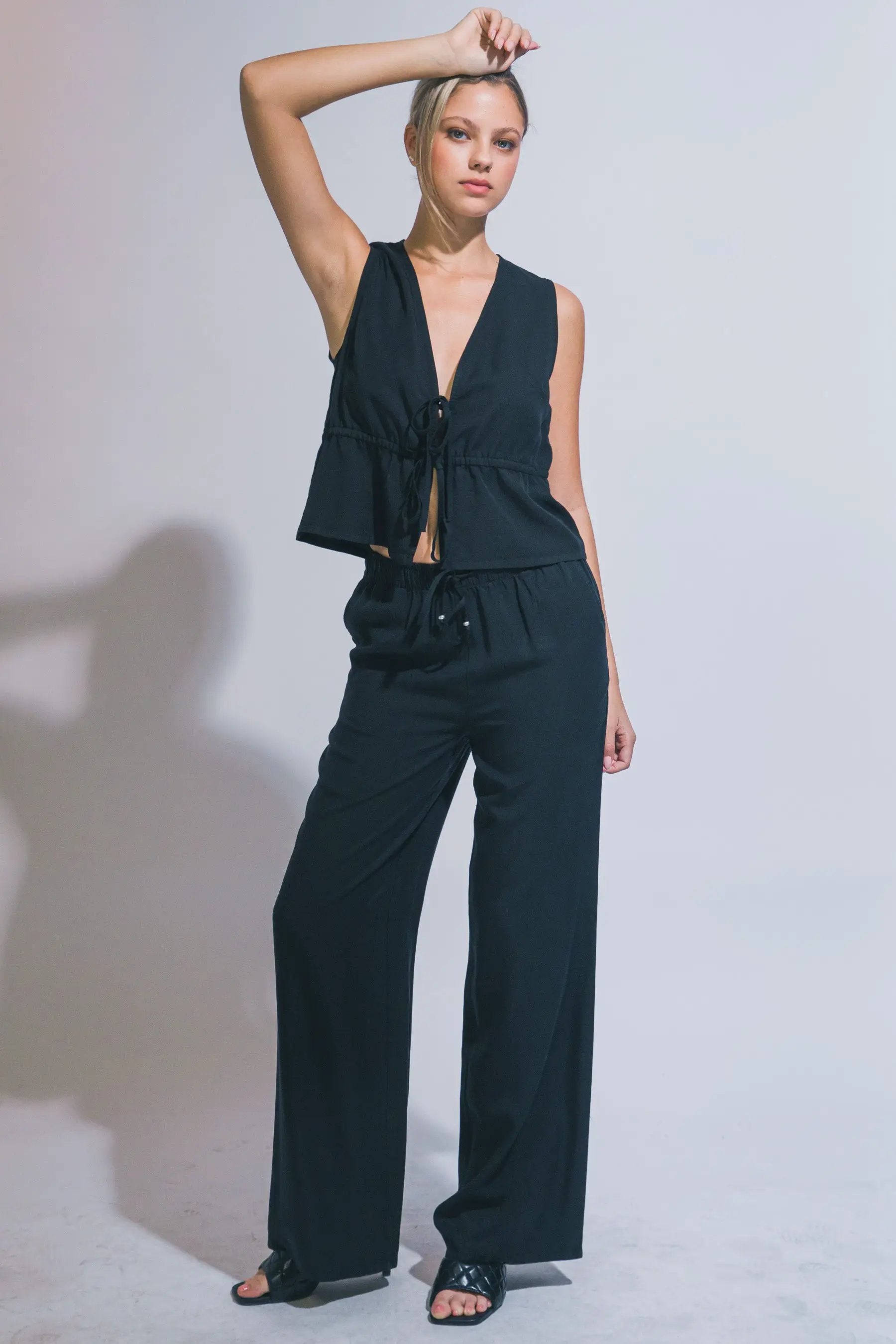 Blusa Peplum con Lazada Frontal de Tencel - Estilo y Confort para Mujer by LOVE TREE