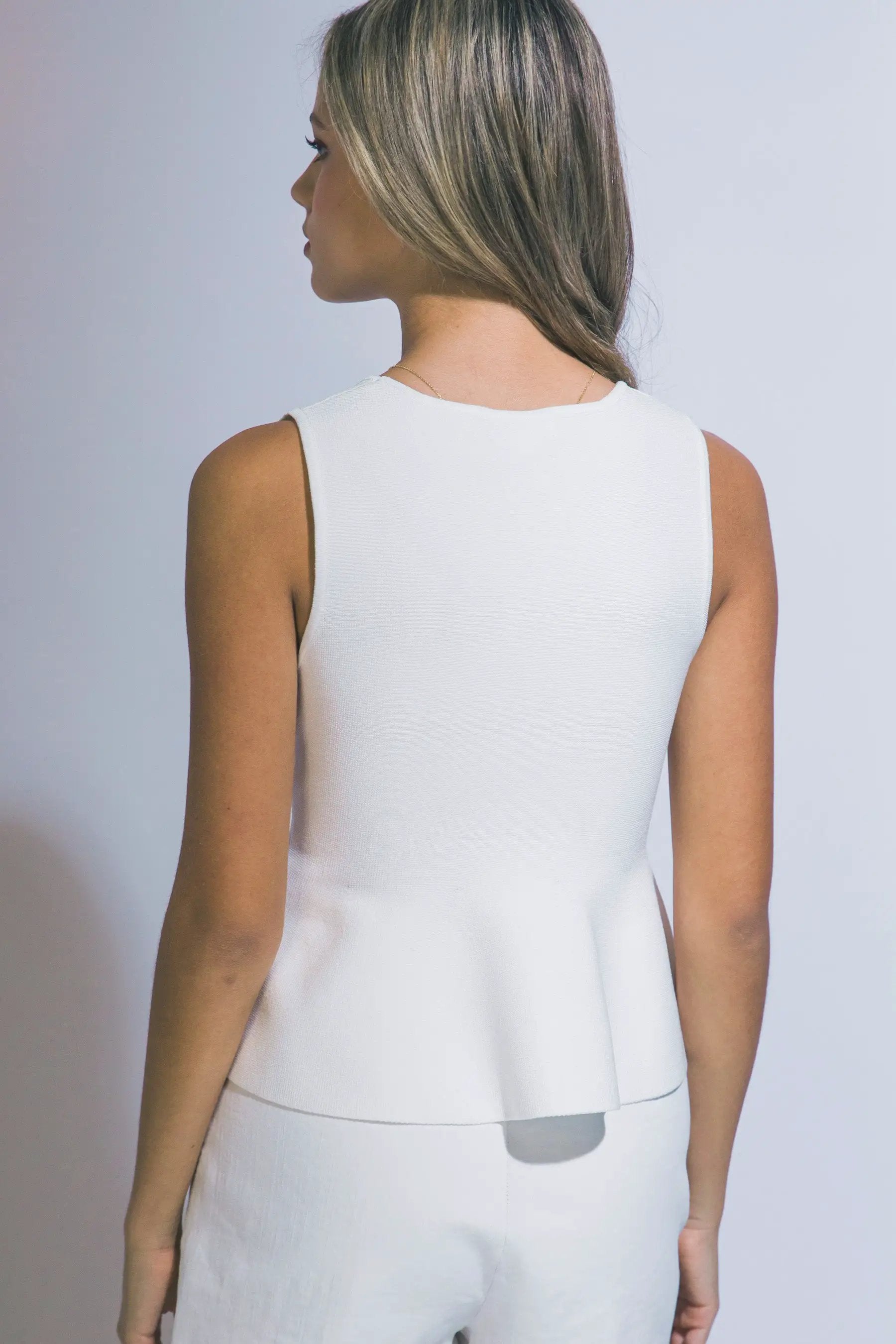 Blusa de Punto con Peplum y Botones al Frente by LOVE TREE