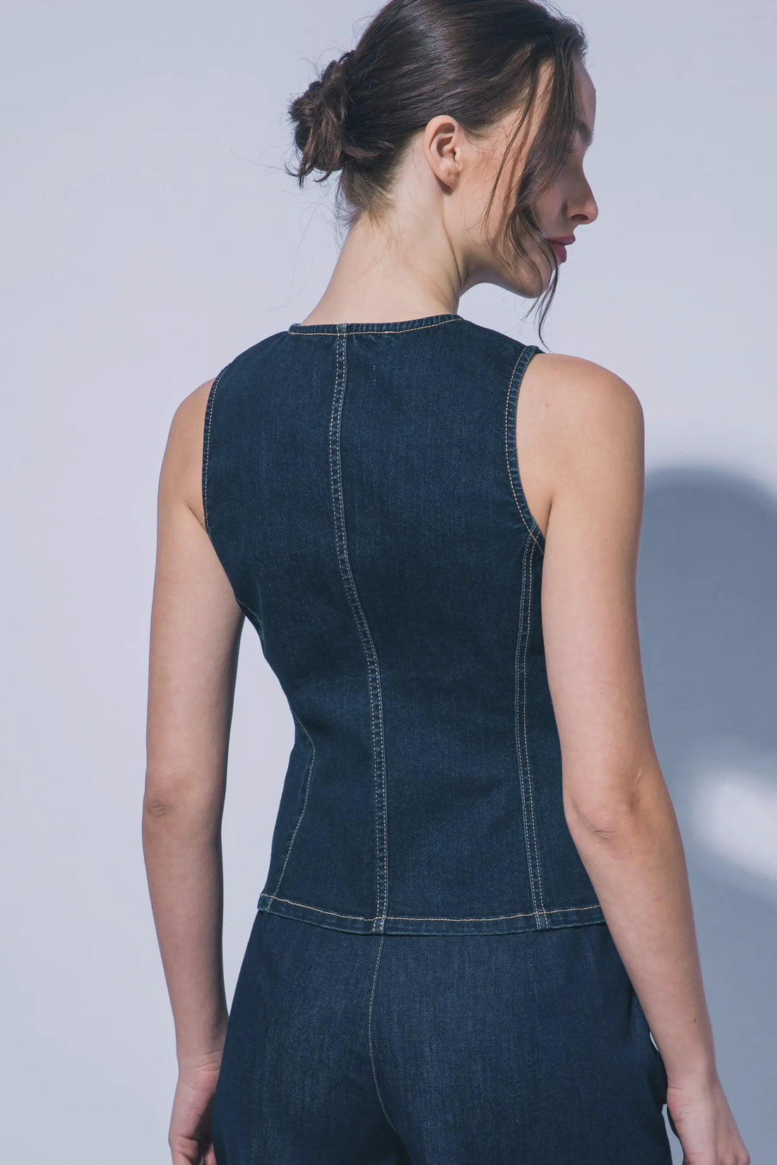 Chaleco Blusa de Mezclilla con Cuello Redondo Azul Indigo by LOVE TREE
