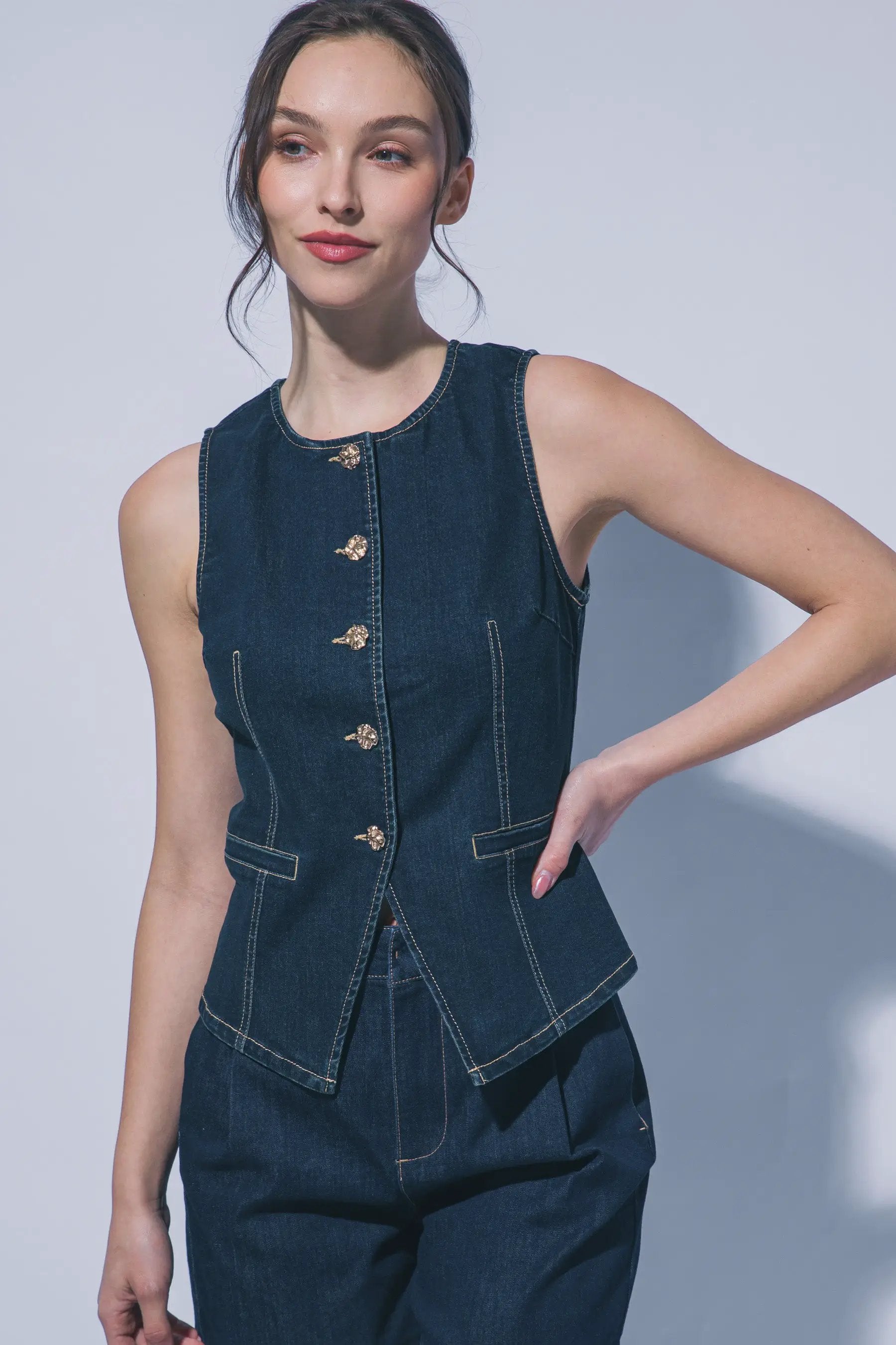 Chaleco Blusa de Mezclilla con Cuello Redondo Azul Indigo by LOVE TREE