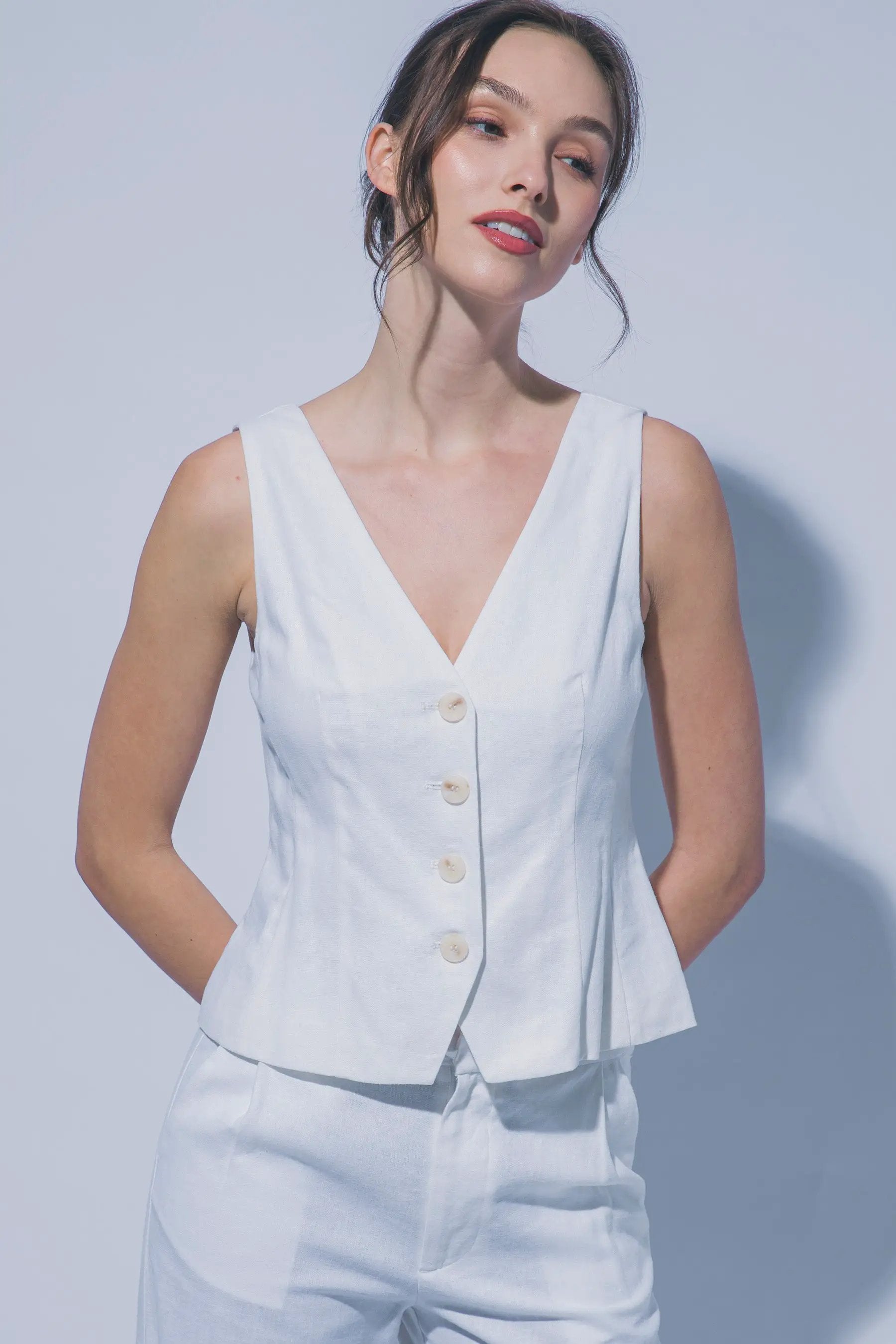 Wholesale V- Neckline Linen Vest 5217VL - LOVE TREE by LOVE TREE