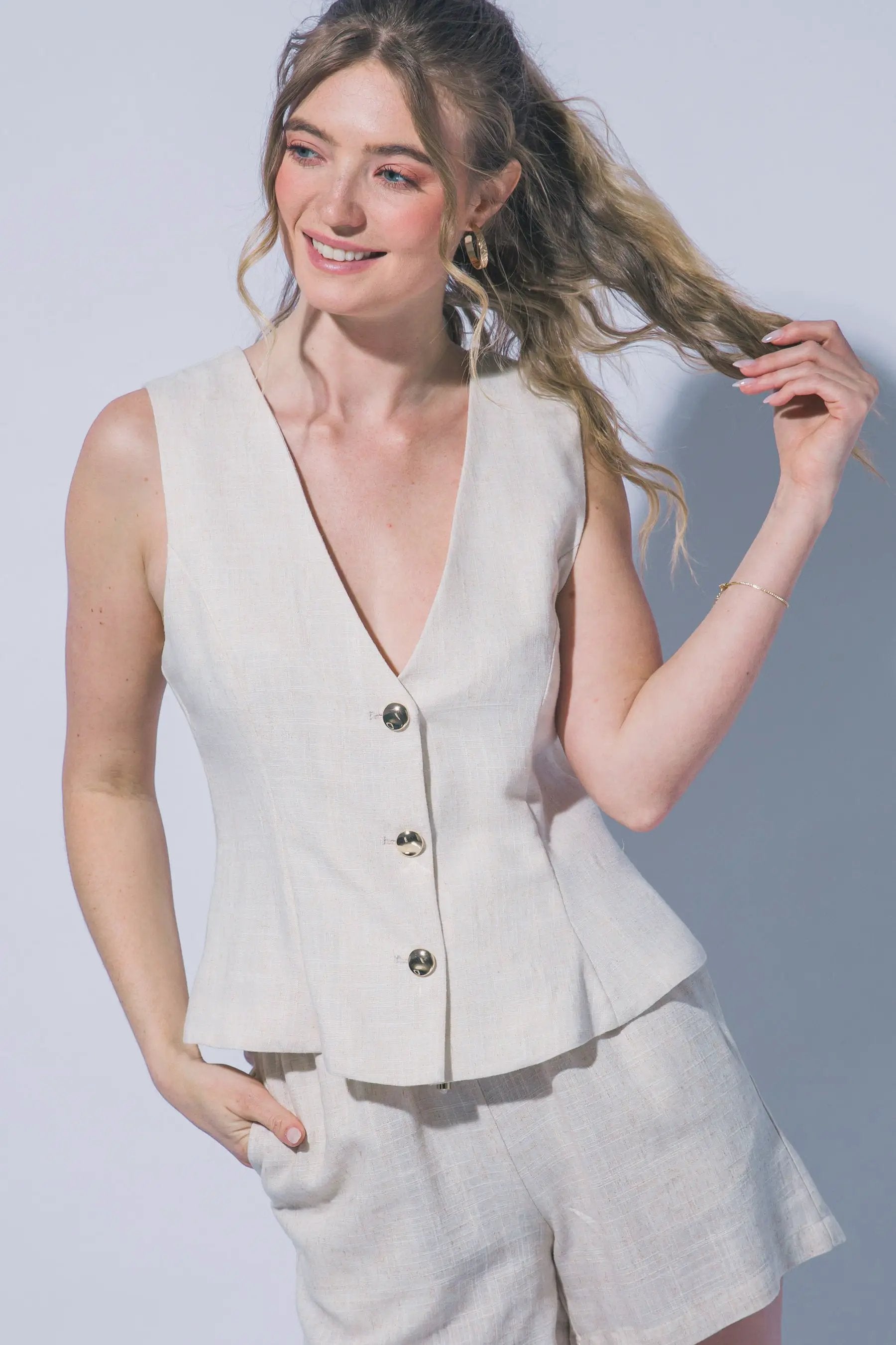 Chaleco de Lino Peplum - Estilo y Elegancia para Mujer by LOVE TREE