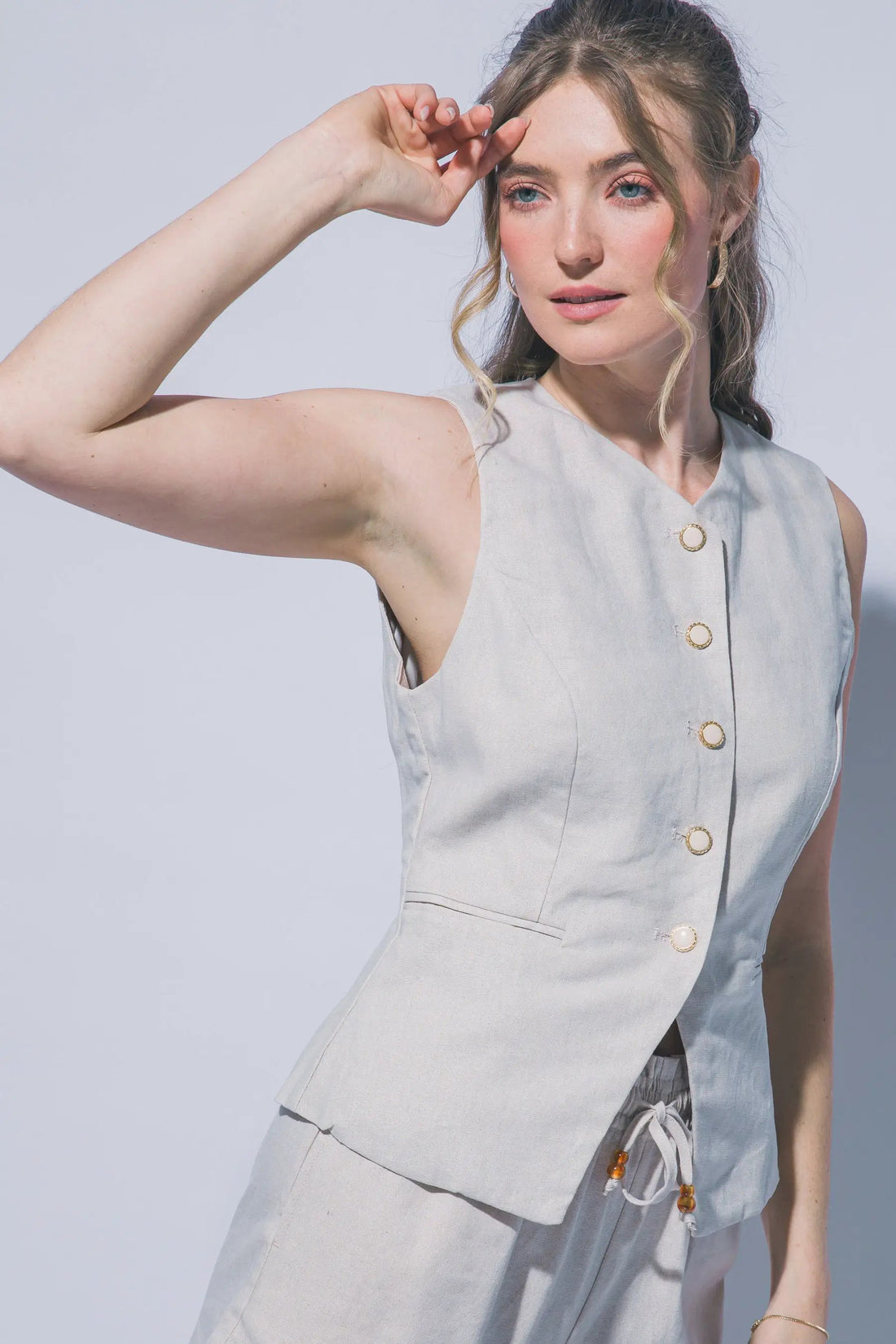 LOVE TREE Chaleco de Lino Entallado para Mujer - Love Tree - Vests