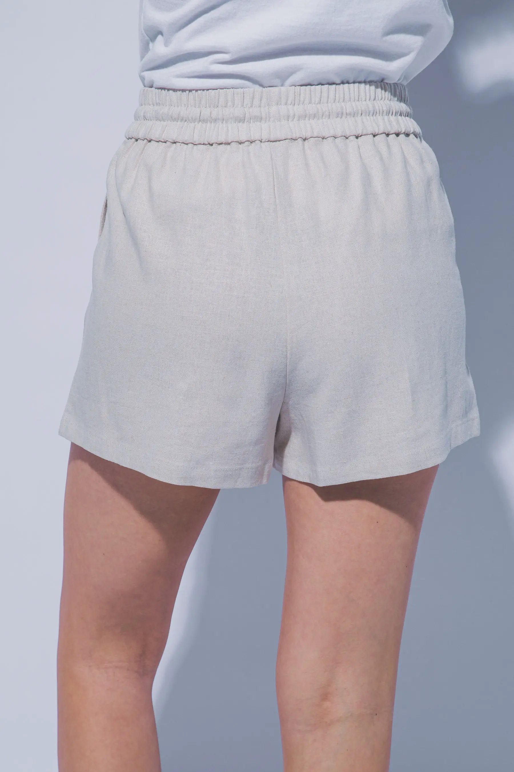 LOVE TREE Shorts de Lino para Mujer con Cintura Alta y Cordón Ajustable - Shorts