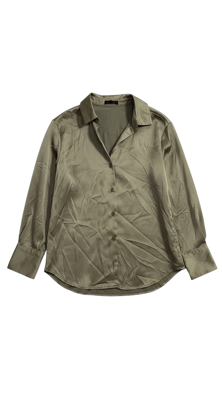 Camisa de Botones Verde Oliva con Detalle de Bolsillo - Estilo Boutique
