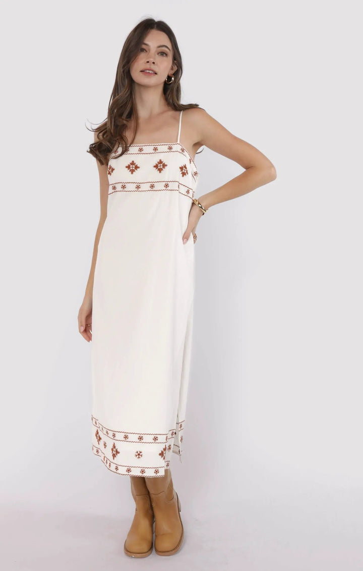 Cafes Vestido Blanco Con Flores Colección Seda Edición Limitada Para Momentos Exclusivos by Yanet Collective