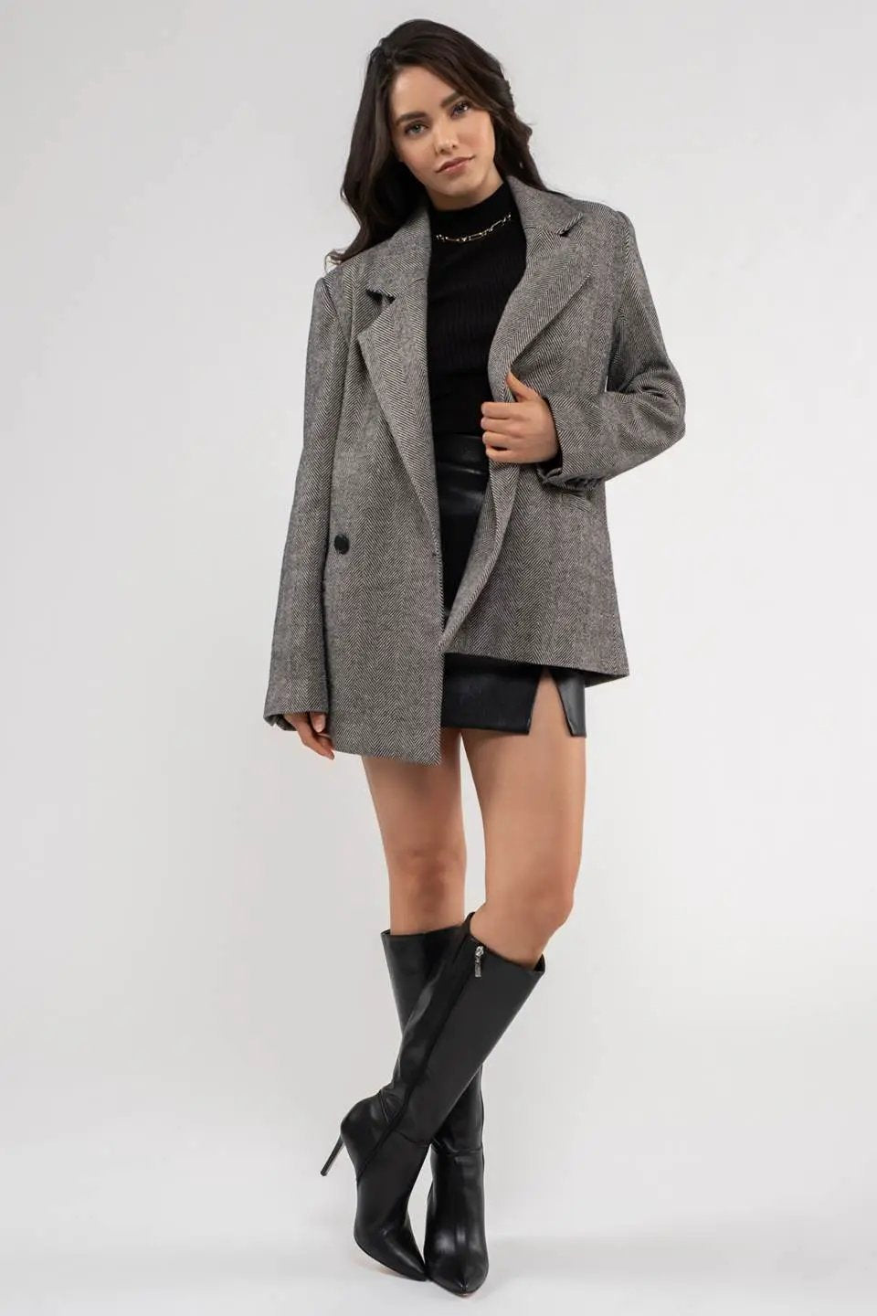BLAZER LARGO CON CUELLO DE SOLAPA by Yanet Collection