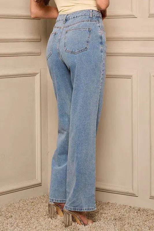 PANTALON MEZCLILLA DENIM CON BOLSILLOS Y CIERRE DE BOTONES by Yanet Collection
