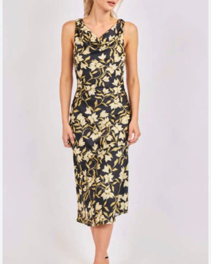 Vestido by Yanet Collective